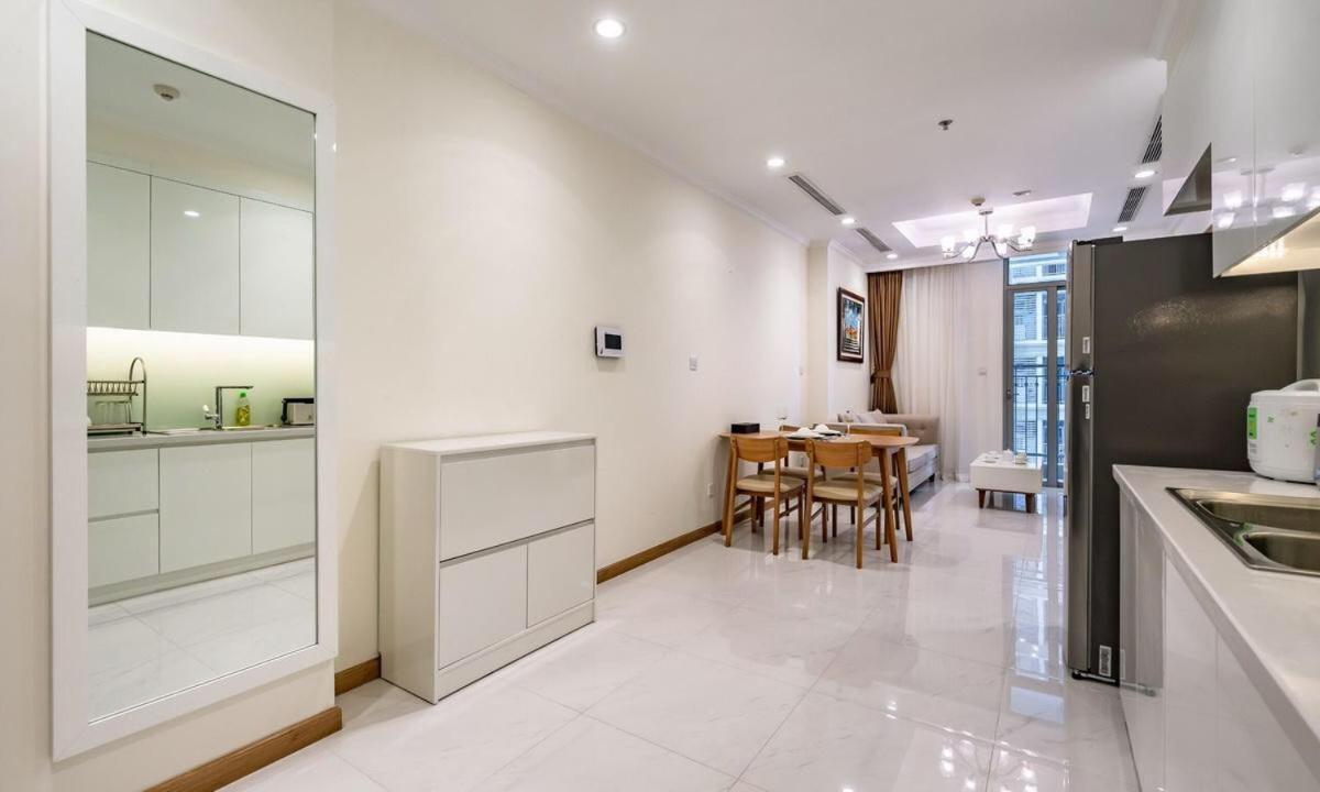 Cherry Homeapart Vinhomes Central Park Ho Chi Minh City Exterior photo
