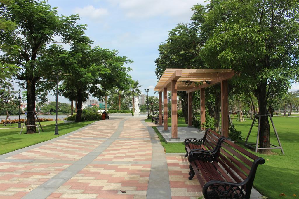Cherry Homeapart Vinhomes Central Park Ho Chi Minh City Exterior photo